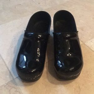 DANSKO clogs